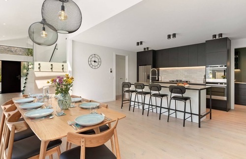 Kawarau Falls Other | NEW! Mountain Sanctuary | Outdoor Fire | BBQ | Family Haven
