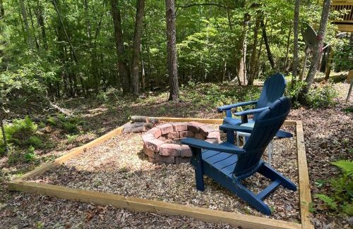 Murphy House | NEW! Murphy*Hot Tub*Fire Pit