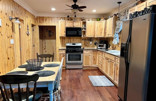 Watersmeet Cabin | NEW: Northwoods Lakeside Retreat-Lac Vieux Desert