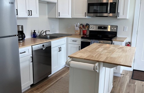 Stockton Springs Cottage | New Oceanfront Cottage, Acadia Camden Belfast Region