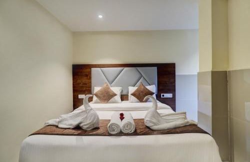 Kopar Khairane Hotel | New Parimeet Residency
