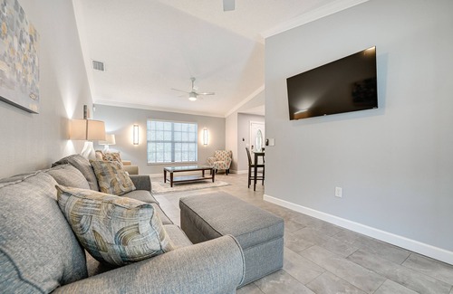Orchid Lake Village House | New Port Richey Rental Home w/ Heated Pool!
