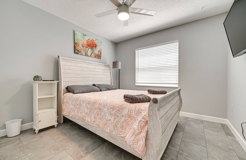 Orchid Lake Village House | New Port Richey Rental Home w/ Heated Pool!