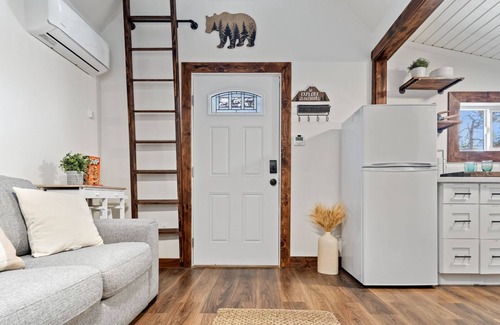 Sugarloaf Apartment | New+private Cozy+Tiny Home