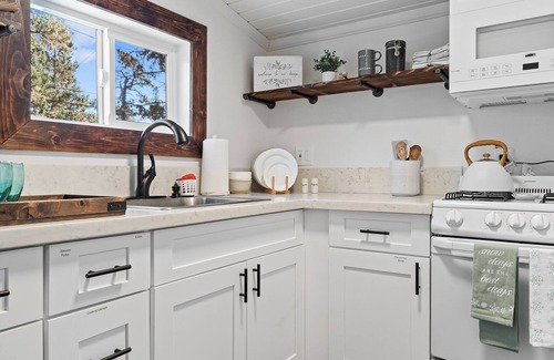Sugarloaf Apartment | New+private Cozy+Tiny Home