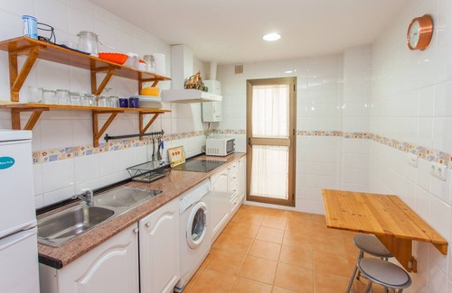 Jerez de la Frontera Condo | New private and closed urbanization apartment 10 minutes from downtown Jerez walking