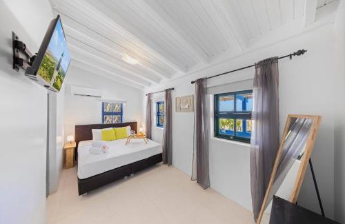 Punto de Oro House | New Renovated 3br Escape - 30 Off 4th Night Sept