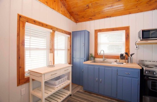 Greenbush Cabin | New renovated bathroom & new roof - Lake Huron 1!
