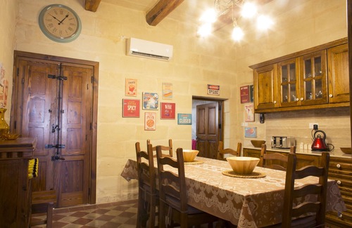 Sliema House | NEW! Renovated Maltese townhouse in SLIEMA