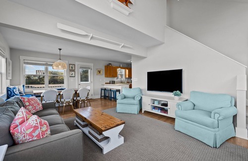 Topsail Beach House | NEW Renovations, Great Location, Water Views, Topsail Beach