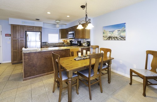 Crescent Beach Condo | New Rental! One bedroom unit With great ocean views!