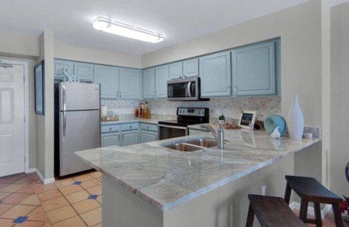 Emerald Coast Condo | New rental Sale! VIEWS Views and more Views! Best resort in Destin. Pools galore