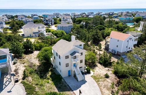 Whalehead Beach House | New Reservations for Aug/Sept Enjoy dinner on us with $100 gift certificate delivered to your hom.