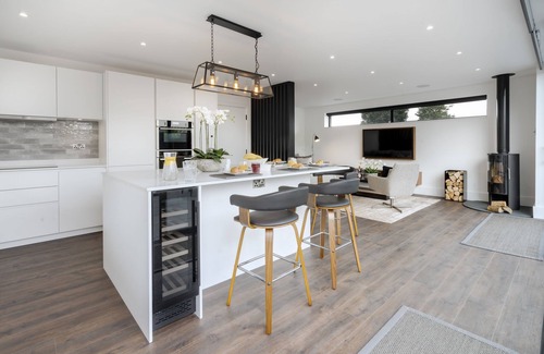 Bowness-on-Windermere House | NEW - Richmond House- 5 Star- Unique Grand Design