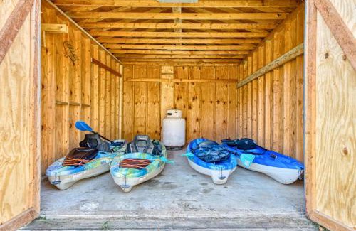 Belspring House | New River 3BR - Fishing, Hot Tub and VT Game Weekends