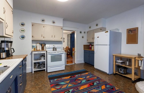 Bellepoint House | New River Railhouse: Historic 3 bed on the New River Gorge - New for July 2025