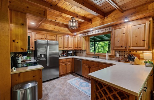 East Ellijay Cabin | $NEW$Riverhouse on the Cartecay*Tubing~RiverFront