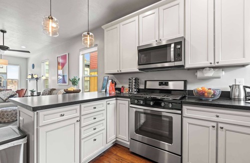 Kimball Junction House | New! Rooftop Private Spa, Pets, Bowtel Park City!
