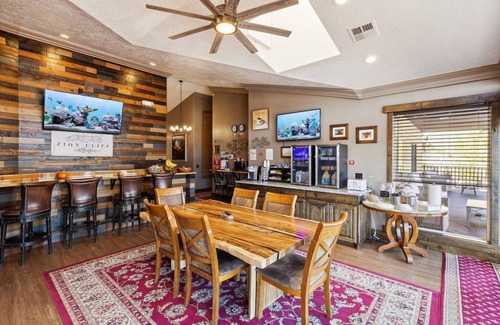Colorado City Apartment | NEW! Room 11 - The Cottage by Zion Cliff Lodge