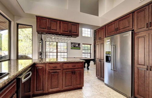 Paradise Valley Village Villa | NEW Scottsdalestays Multimillion Estate,Pool & Pickleball-Basketball Courts.