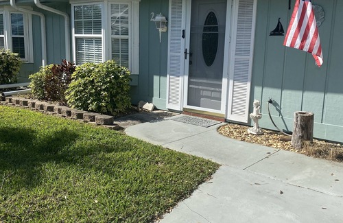 Fairgreen House | New Smyrna Beach Patio Home in a Culdasac