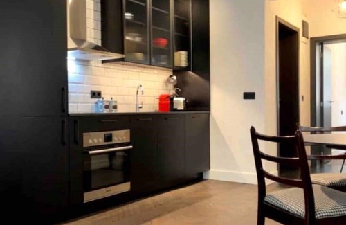 Lozenets Apartment | NEW SOHO 13 - TOP Center, black & white