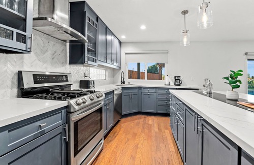 Clairemont Mesa House | New! Spacious 5BD Home with Games, Pool & Hot Tub!