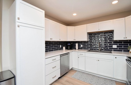 Sioux Falls House | NEW! Spacious & Remodeled Hilltop Charmer