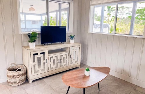 Keaau Apartment | NEW! Spacious Studio w Full Kitchen ~ 2Mi to Beach