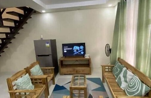 Dauis House | New & Spacious Townhouse Unit w/24H Security!