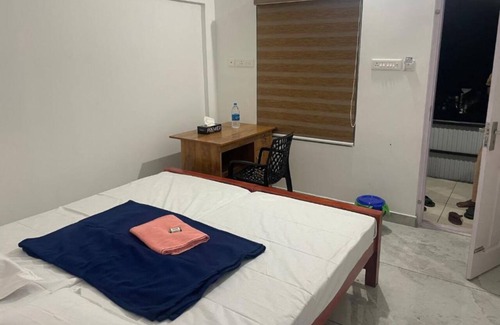 Kothamangalam Hotel | New Star Homes - Room 5