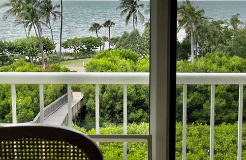 Park Shore Condo | New! Stunning Expansive Gulf+Bay Sunset Views,LargeDeck, 2 Living Rms & 2 Bedrms