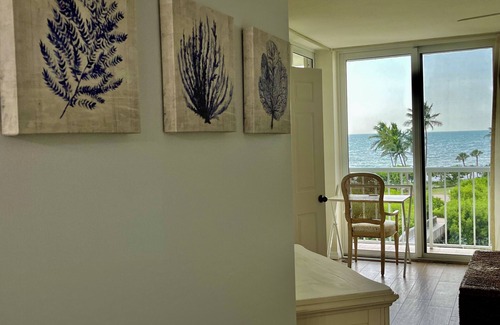 Park Shore Condo | New! Stunning Expansive Gulf+Bay Sunset Views,LargeDeck, 2 Living Rms & 2 Bedrms