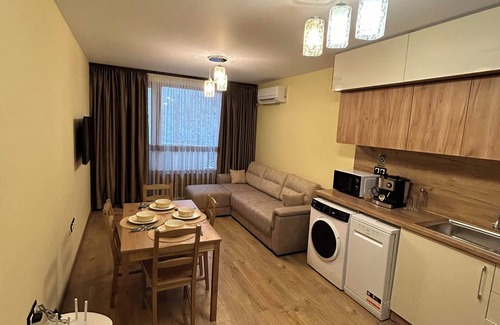 Smolyan Apartment | New & Stylish Apartment Axel with Mountain Views