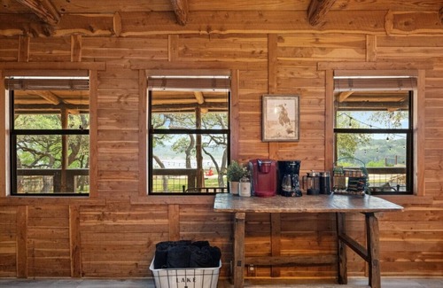 Spicewood Cabin | NEW 'Sunrise Lodge on Lake Travis'-Lake Front, Hot Tub, 2 Cabins!