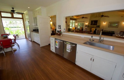 Laie House | New! Sunset Serenity - POOL