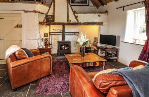 Knocklong House | New Thatch Farm