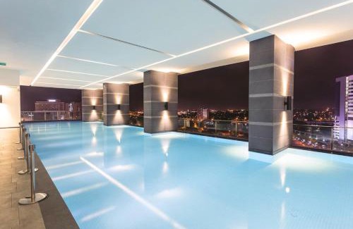 Bunga Paya Pantai Apartment | NEW! The Shore l 3BR l 6-11pax l Direct Mall Access l City Centre l River View l Jonker Street by Jay Stay Management