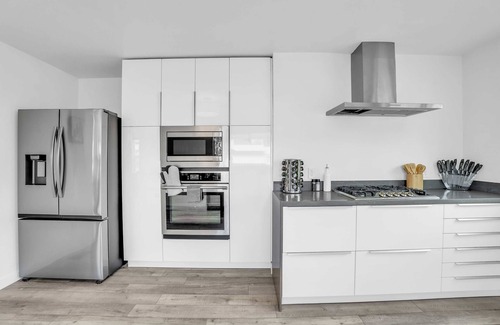 Montara House | New Themed Coastal 4Bed w/Pool/Arcades/Foosball