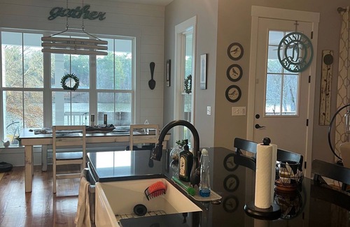 Thomson Other | New to market - modern farm house Masters rental