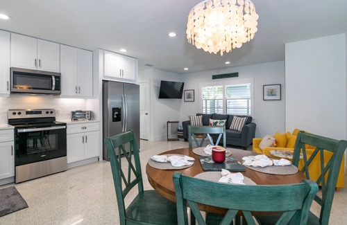 Ilexhurst House | New To The Rental Market Just Steps To The Beach!