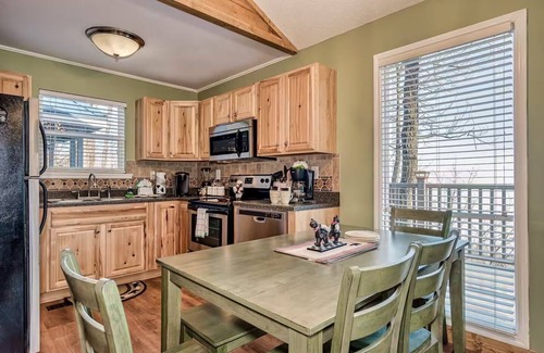 Chalet Village North Cabin | NEW TO VRBO - Cozy 2-bedroom 2-bathroom cabin in Chalet Village - pet friendly!