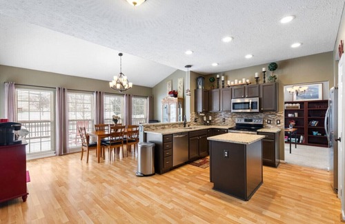 West Henrietta House | NEW to VRBO-Large 4BDRM Family/Pet Friendly!