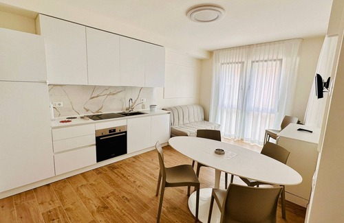 Sottomarina Apartment | NEW Tourist Apartment Seafront Sottomarina Summer 2025