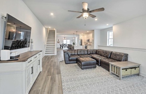 North Wildwood House | New Townhome Less Than Half Mi to Beach!