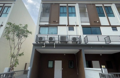 Tha Pradu House | New Townhouse @Central Rayong