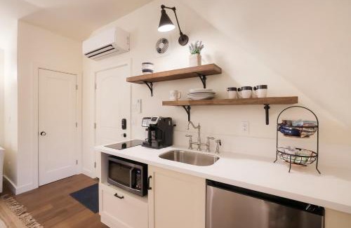 Chico Apartment | New Tudor Cottage one block from Chico State and downtown with private garage