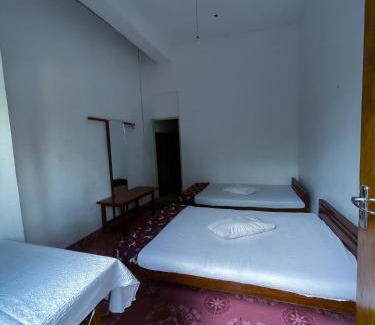 Hali-Ela Hotel | New Uduwara Guest