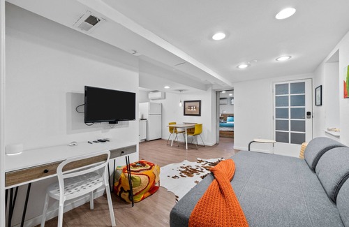 City Park West Apartment | New! Urban Nest in the Heart of Uptown Denver - Hot Tub/Desk/Outdoor Oasis