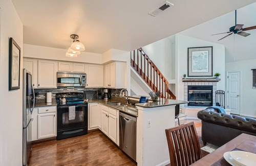 Meadow Hills Condo | New! Urban Oasis - Pool Access - Fireplace - 30 Day Rental